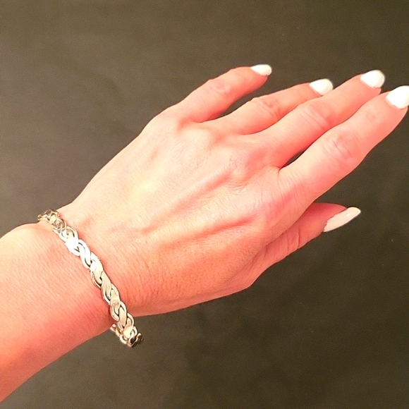 Vintage Silver Bangle, Braid Pattern - Picture 8 of 13